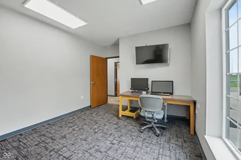 3930 W 700 N Columbus IN 47201