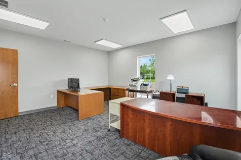 3930 W 700 N Columbus IN 47201