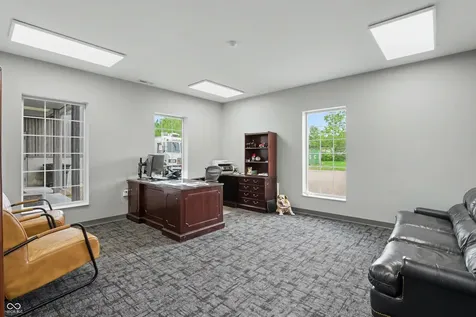 3930 W 700 N Columbus IN 47201