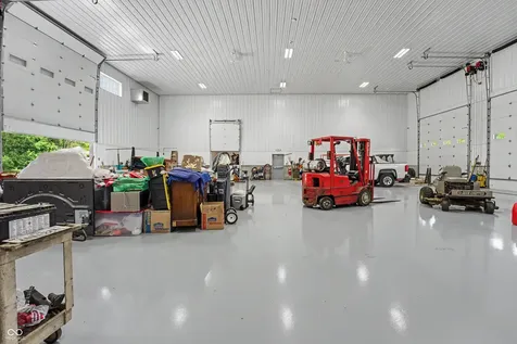3930 W 700 N Columbus IN 47201