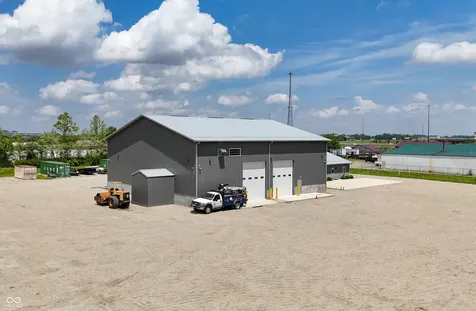 3930 W 700 N Columbus IN 47201