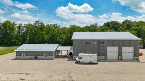 3930 W 700 N Columbus IN 47201