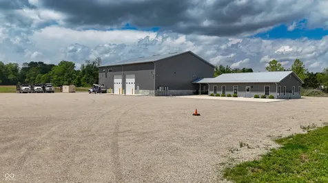3930 W 700 N Columbus IN 47201