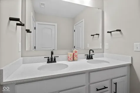 14453 Stairbridge Place Carmel IN 46074