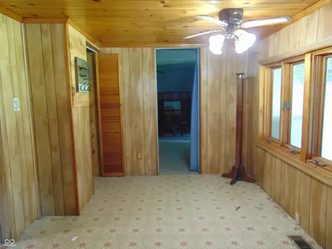 225 S Market Street Thorntown IN 46071