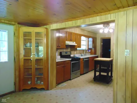 225 S Market Street Thorntown IN 46071