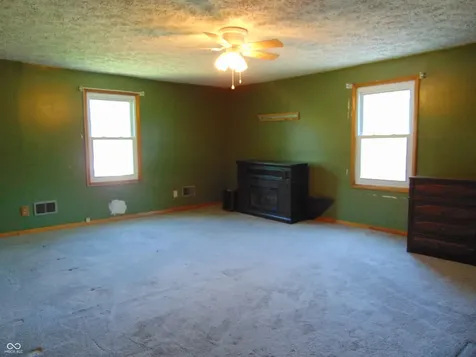 225 S Market Street Thorntown IN 46071