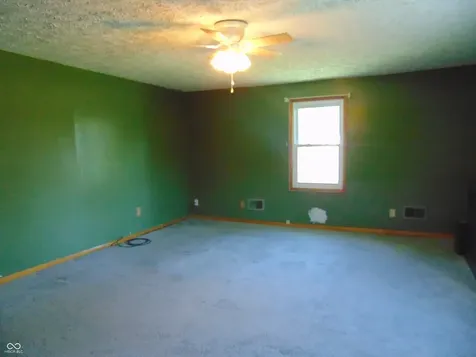 225 S Market Street Thorntown IN 46071