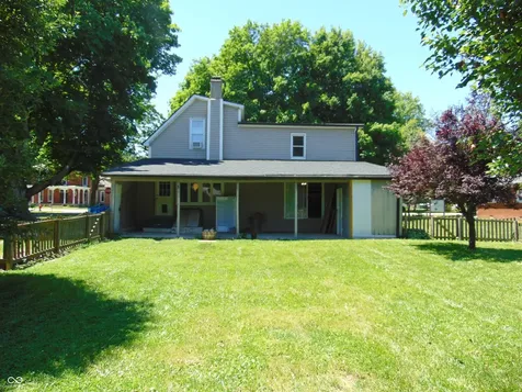 225 S Market Street Thorntown IN 46071