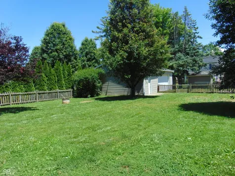 225 S Market Street Thorntown IN 46071