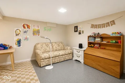 5472 E 18th Street Indianapolis IN 46218
