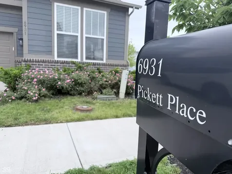 6931 Pickett Place Carmel IN 46033