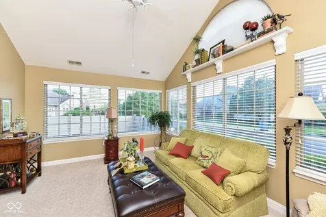 13836 Rue Fontaine Lane Mccordsville IN 46055