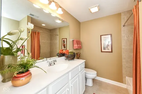 13836 Rue Fontaine Lane Mccordsville IN 46055