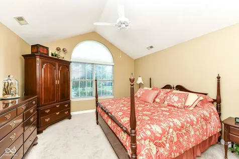 13836 Rue Fontaine Lane Mccordsville IN 46055