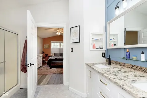 6493 Hunters Green Circle Indianapolis IN 46278