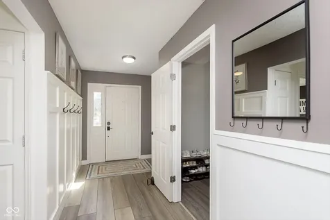 6493 Hunters Green Circle Indianapolis IN 46278