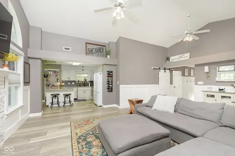 6493 Hunters Green Circle Indianapolis IN 46278