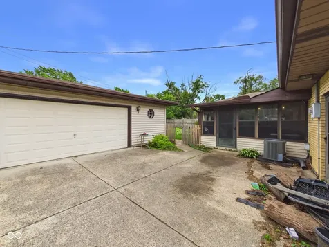 4620 Southview Drive Anderson IN 46013
