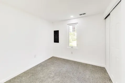 3242 Collier Street Indianapolis IN 46221