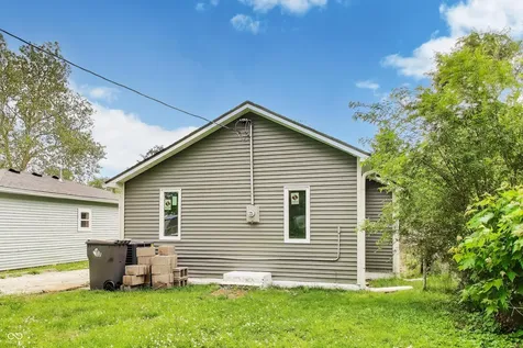 3242 Collier Street Indianapolis IN 46221