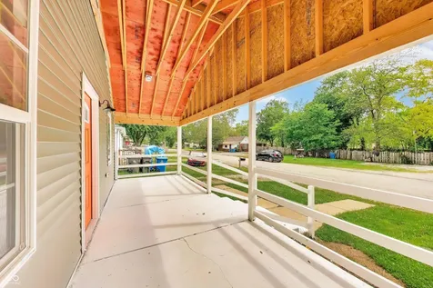 3242 Collier Street Indianapolis IN 46221