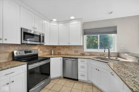 1135 Clairborne Court Carmel IN 46280