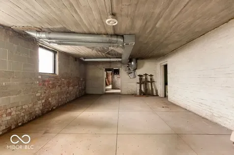 105 S Chestnut Street Seymour IN 47274