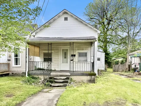 1327 S Harrison Street Shelbyville IN 46176