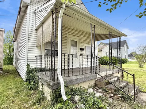 1327 S Harrison Street Shelbyville IN 46176