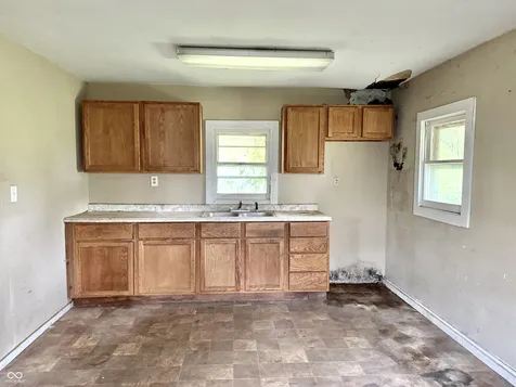 1327 S Harrison Street Shelbyville IN 46176