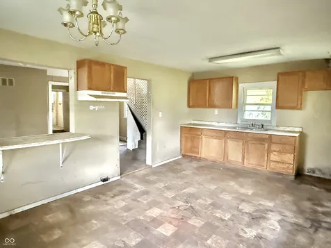 1327 S Harrison Street Shelbyville IN 46176