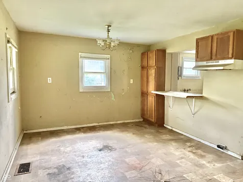 1327 S Harrison Street Shelbyville IN 46176