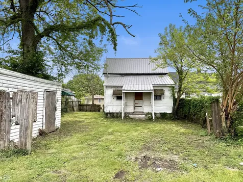 1327 S Harrison Street Shelbyville IN 46176