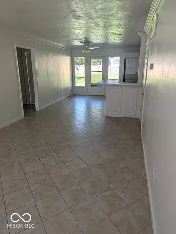 6104 Hillside Avenue Indianapolis IN 46220