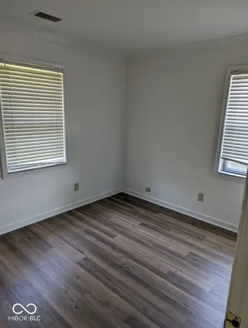 6104 Hillside Avenue Indianapolis IN 46220