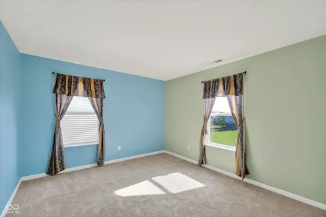 12897 Broncos Drive Fishers IN 46037
