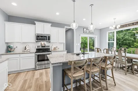 5242 Tulip Tree Drive Noblesville IN 46062