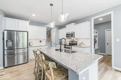 5242 Tulip Tree Drive Noblesville IN 46062
