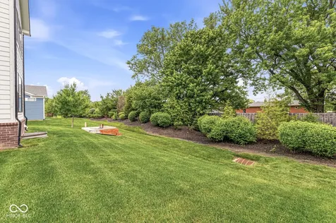 5242 Tulip Tree Drive Noblesville IN 46062