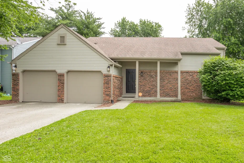 4427 Braemar Drive Indianapolis IN 46254