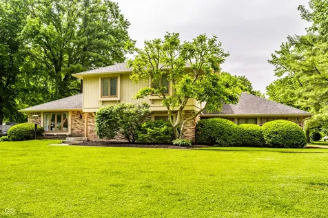 3229 E 69th Street Indianapolis IN 46220