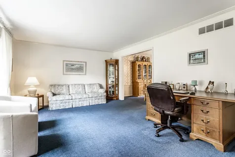 3229 E 69th Street Indianapolis IN 46220