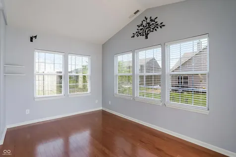 4128 Ballybay Lane Indianapolis IN 46239