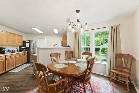 6725 Amber Springs Way Indianapolis IN 46237