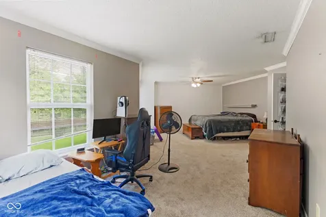 6725 Amber Springs Way Indianapolis IN 46237