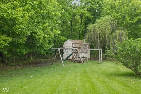 6725 Amber Springs Way Indianapolis IN 46237