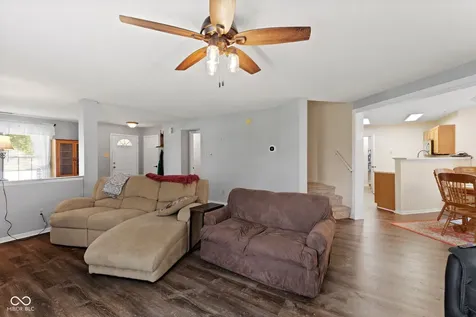 6725 Amber Springs Way Indianapolis IN 46237