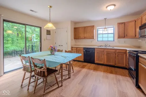 8031 Cherrybark Drive Indianapolis IN 46236