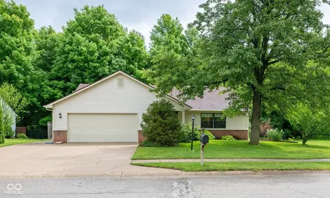 8031 Cherrybark Drive Indianapolis IN 46236